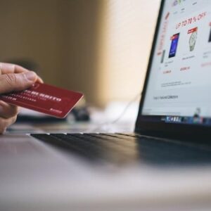 Yurt dışından alışveriş yaparken dikkat! Hem banka hem de kişisel verileriniz kaydediliyor
