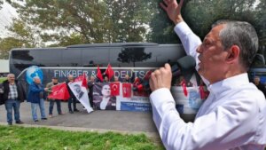 chpnin ilk yurt disi mitingi brukselde avrupanin dort bir yanindan yurttaslar place jean rey meydaninda bulusuyor kYRASynG.jpg