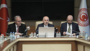 turizm ve vakiflar duzenlemesi komisyonda YJQIOS65.jpg