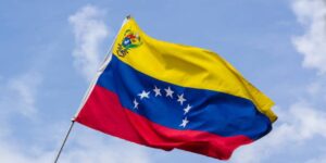venezuela o buyukelciligini kapatti YO9DeNwU.jpg